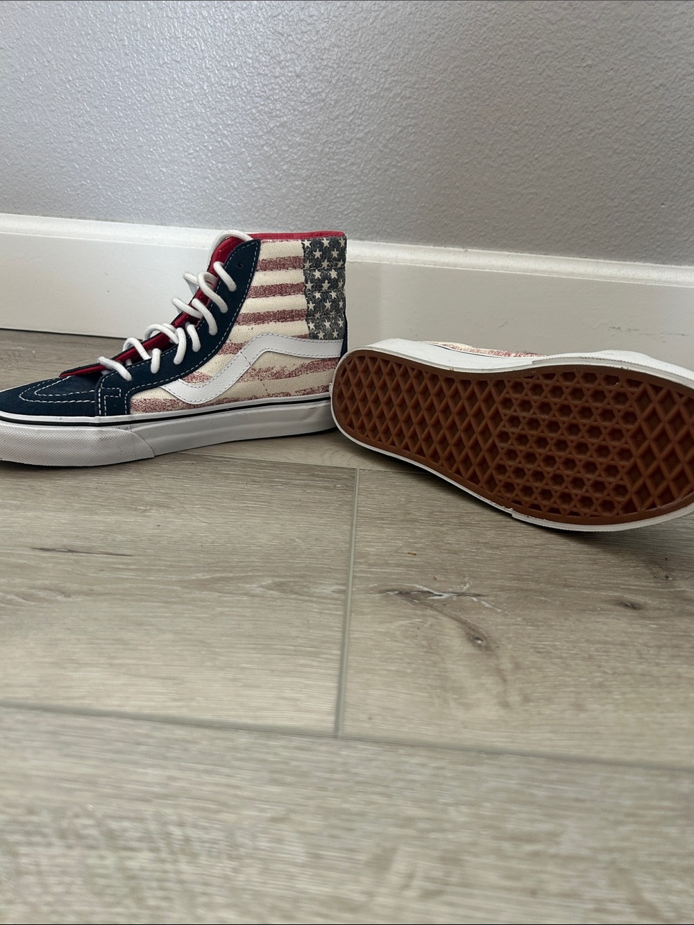 Vans Kids High-Top Sneakers in Red, White & Blue Flag Print